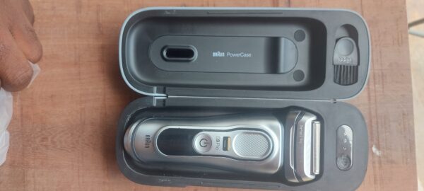 Braun Shaver 9 Pro — Experience a deep, clean shave with no razor bumps. - Image 2