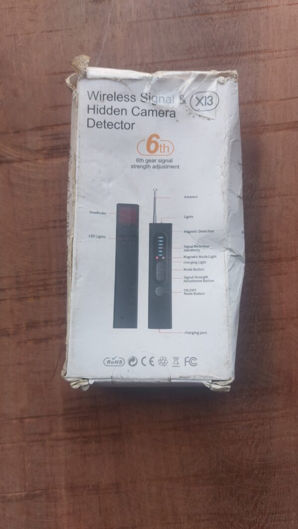 X13 Wireless Signal & Hidden Camera Detector with Viewfinder Bug Detector - Image 2