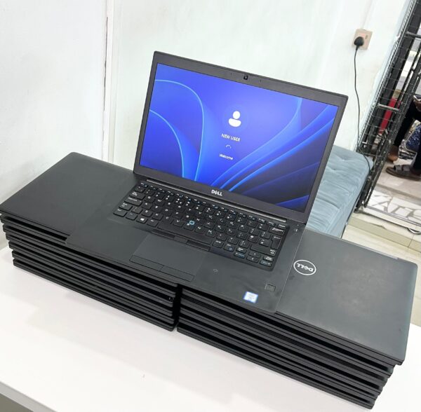 Dell Latitude 7480 Intel Core i5-8650U 16GB DDR4 RAM, 512GB SSD 14" FHD Windows 10 Pro Laptop