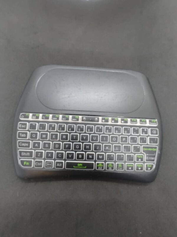 Tesla D8mini Wireless Keyboard with Touchpad - Image 3