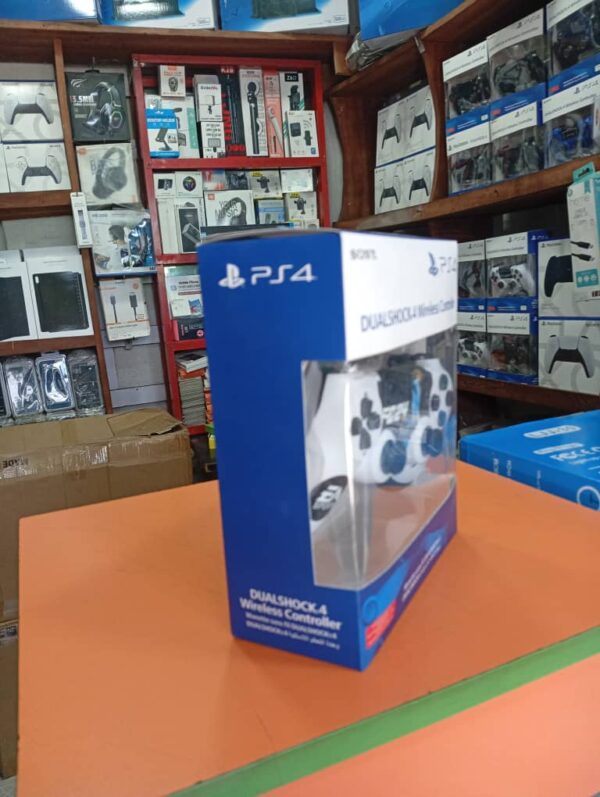 PS4 DualShock 4 Wireless Controller - Image 5