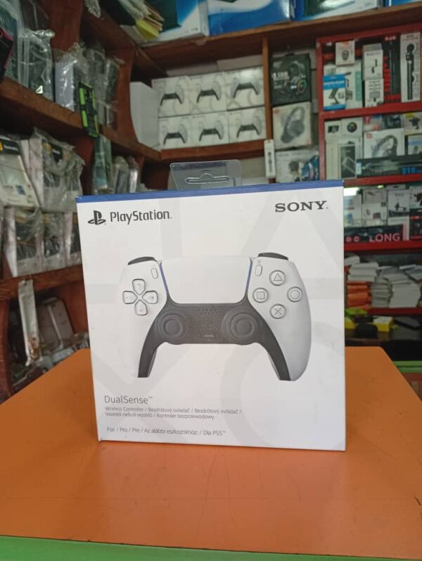 PlayStation DualSense® Wireless Controller - White