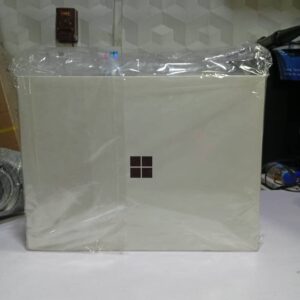 Microsoft surface  Snapdragon X plus  16GB .Go RAM.GT RAM 256 GB. GO GT platinum
