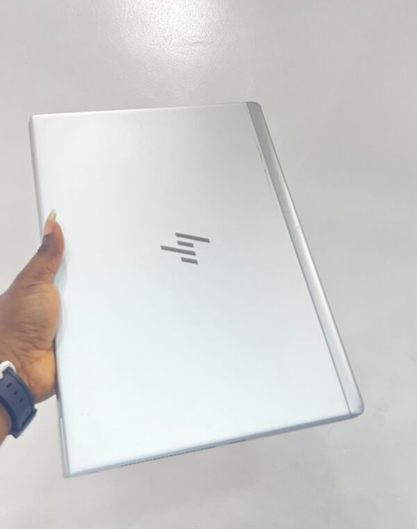 Hp elitebook 840 g5  Intel core i7 processor  8th generation  8gb ram 256gb - Image 3
