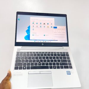 Hp elitebook 840 g5  Intel core i7 processor  8th generation  8gb ram 256gb