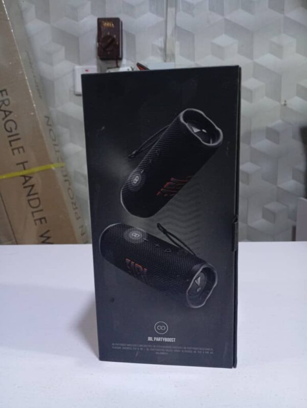 JBL Flip 6 - Waterproof Portable Bluetooth Speaker, Powerful Sound and deep bass, IPX7 Waterproof, 12 Hours of Playtime - Image 2