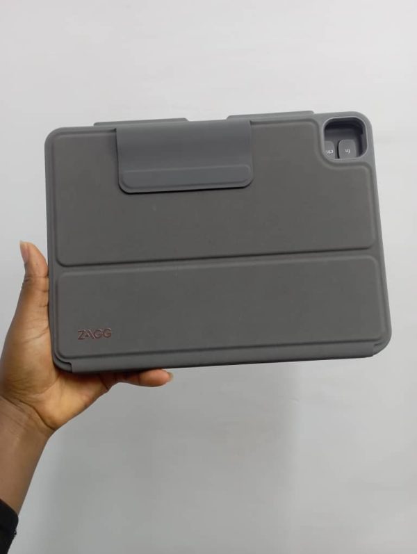 ZAGG  iPad Pro 11 - Image 2