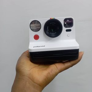 POLAROID NOW 2ND GENERATION I-TYPE INSTANT FILM CAMERA 9072 - BLACK/WHITE