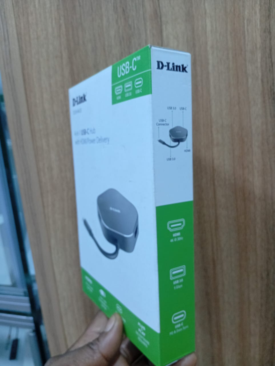 D-Link 4 in1 USB -C Hub With HDMI/POWER DELIVERY - Image 3